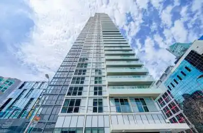 300 Front Street Unit# 3703 Toronto C01 Ontario M5V 0E9