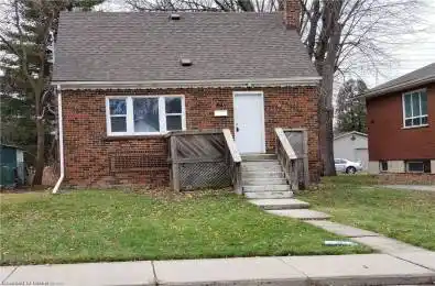 84 Ewen Road Hamilton Ontario L8S 3C5