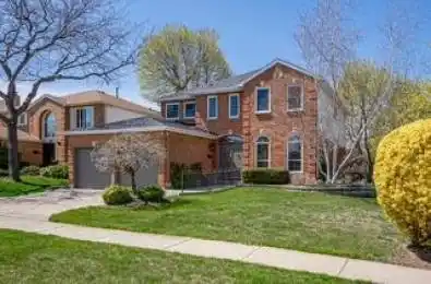 2198 Charnwood Drive Burlington Ontario L7M 2X1