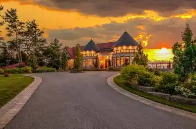 5 Monica Road Tiny Ontario L0L 1P1