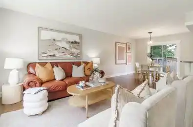 136 Parkdale Avenue Selwyn Ontario K9L 1K4