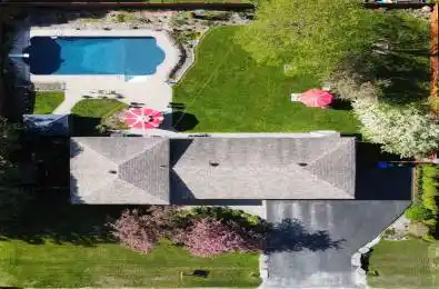 215 McGeorge Avenue Essa Ontario L0M 1B0