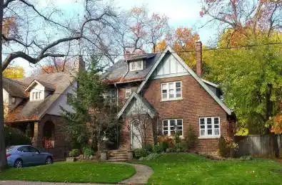 72 Baby Point Road Toronto W02 Ontario M6S 2G3
