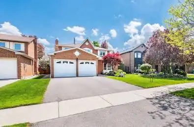 1532 Lovelady Crescent Mississauga Ontario L4W 2Z1
