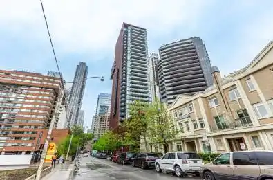 32 Davenport Road Unit# 1303 Toronto C02 Ontario M5R 0B5