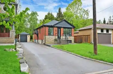 26 Mcmillan Avenue Toronto E10 Ontario M1E 4B5