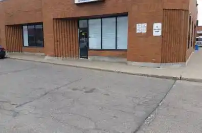 4 MELAINE Drive Unit# #12 Brampton Ontario L6T 4K8