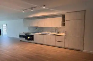 8 Wellesley Street Unit# 607 Toronto C01 Ontario M4Y 0J5