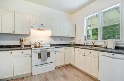 17 Madoc Street Marmora and Lake Ontario K0K 2M0