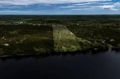 2511 County Road 15 Road Prince Edward County Ontario N8M 2X6