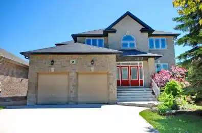 9 Margaret Drive Barrie Ontario L4M 6Y6