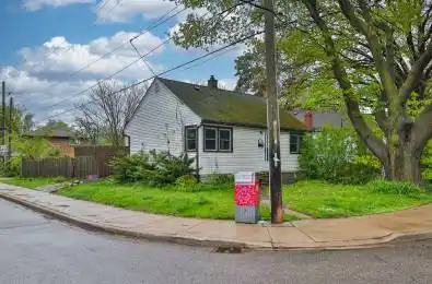 178 Angelene Street Mississauga Ontario L5G 1X2