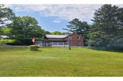 90 Robert Street Penetanguishene Ontario L9M 1P3