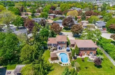 412 Tedwyn Drive Mississauga Ontario L5A 1J5