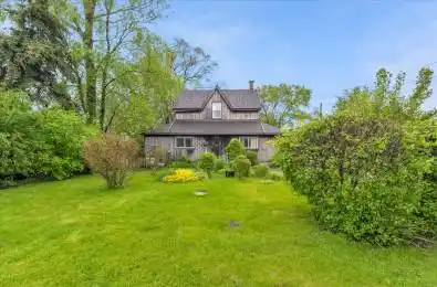 382 Beach Boulevard Hamilton Ontario L8H 6W7