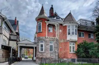 661 Huron Street Unit# 101 Toronto C02 Ontario M5R 2R8