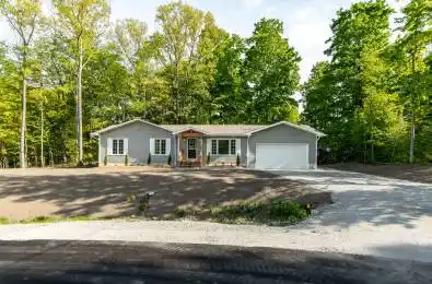 1 ojibway Crescent Tiny Ontario L9M 0B2