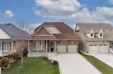 8 MACPHERSON Avenue Huron East Ontario N0K 1W0