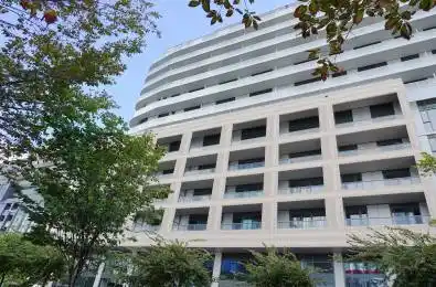 425 Front Street Unit# 821 Toronto C08 Ontario M5A 0X2
