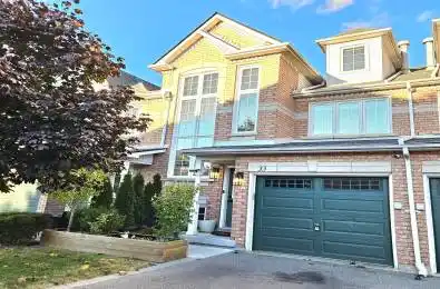 455 Apache Court Unit# 33 Mississauga Ontario L4Z 3W8