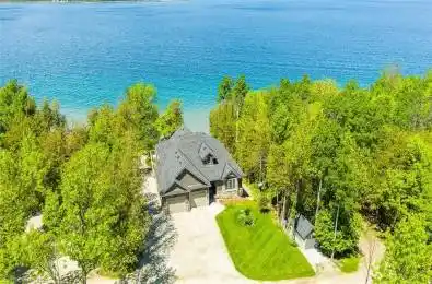 Gorgeous 2018 custom built Georgian Bay WATERFRONT