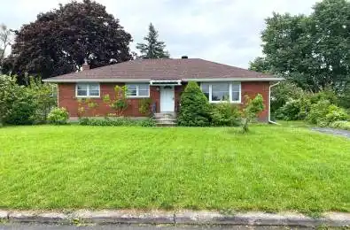 18 Oakwood Avenue Cityview - Parkwoods Hills - Rideau Shore Ontario K2
