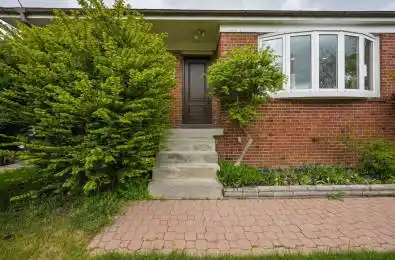 1503 Blanefield Road Mississauga Ontario L5G 4H3