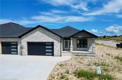 467 IVINGS Drive Saugeen Shores Ontario N0H 2C3