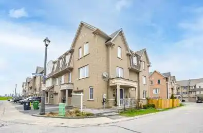 52 Kiriakou Street Unit# 58 Toronto E04 Ontario M1P 5H3