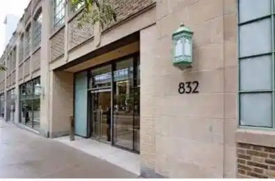 832 Bay Street Unit# 3310 Toronto C01 Ontario M5S 1Z6