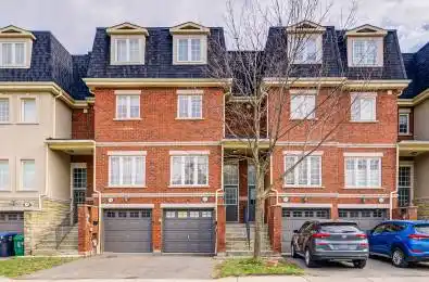 435 Hensall Circle Unit# 112 Mississauga Ontario L5A 4P1