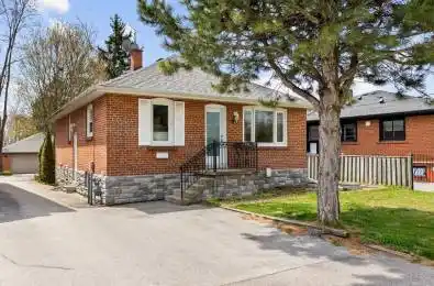 1172 Alexandra Avenue Mississauga Ontario L5E 2A5