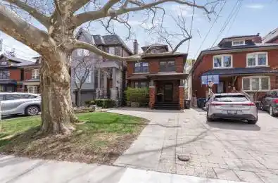 43 Fairlawn Avenue Toronto C04 Ontario M5M 1S6