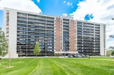4003 Bayview Avenue Unit# 903 Toronto C15 Ontario M2M 3Z9