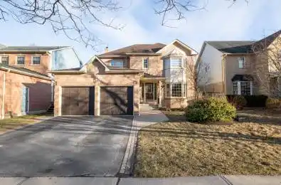19 Moonstone Drive Whitby Ontario L1P 1L5