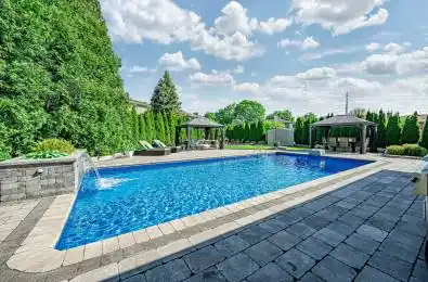 445 Abruz Boulevard Mississauga Ontario L5A 1N6