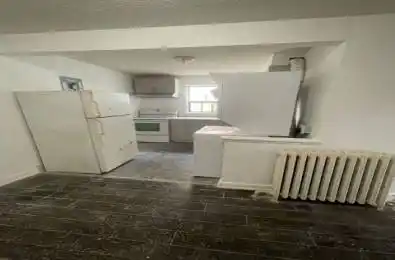 1516 Eglinton Avenue Unit# Apt 2 Toronto W04 Ontario M6E 2G8