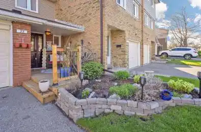 72 Carisbrooke Court Brampton Ontario L6S 3K1