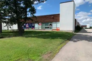 1100 INVICTA Drive Unit# 16 Oakville Ontario L6H 2K9