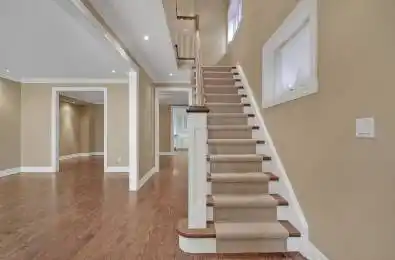 53 Duncannon Drive Toronto C03 Ontario M5P 2M3