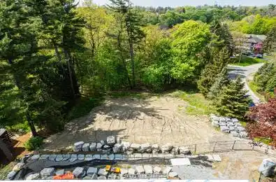 1470 Pinetree Crescent Mississauga Ontario L5G 2S8