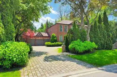 21 Forest Heights Boulevard Toronto C12 Ontario M2L 1G4