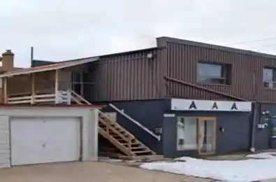 42 Squires Avenue Unit# A Toronto E03 Ontario M4B 3L3