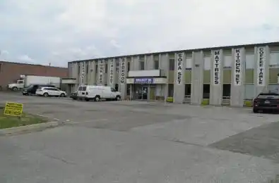 293 Eddystone Avenue Unit# 8 Toronto W05 Ontario M3N 1H8