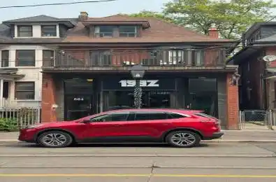 884 College Street Toronto C01 Ontario M6H 1A3