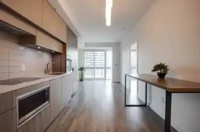 8 Eglinton Avenue Unit# 801 Toronto C03 Ontario M4P 0C1