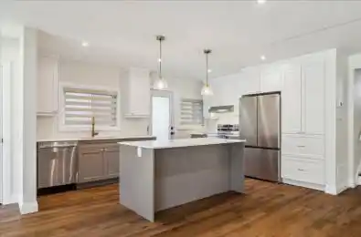 258 Pottruff Road Unit# Main Hamilton Ontario L8H 2M4