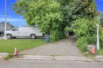 3 Harrow Street Mississauga Ontario L4T 1J2
