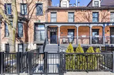 366 Dundas Street Toronto C08 Ontario M5A 2A3