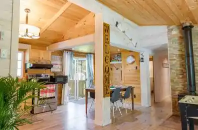 5 Coppercliff Crescent Tiny Ontario L9M 0C4